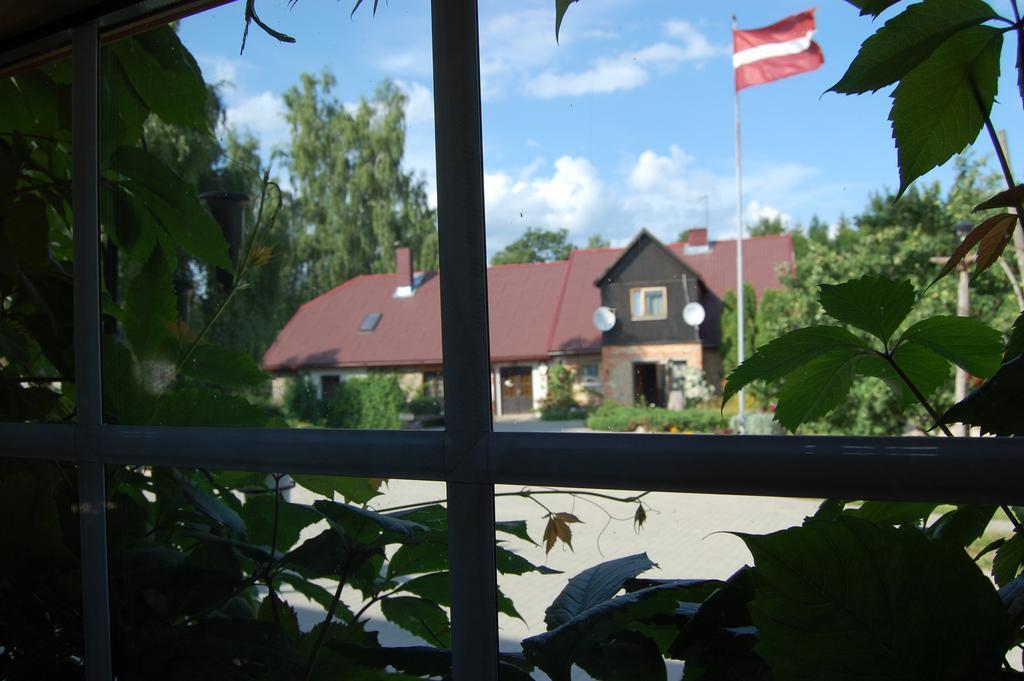 Hotel Kucuru Dzirnavas à Lautere Extérieur photo